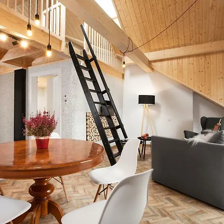 Miod Malvina Apartamenty Krynica-Zdrój Esterno foto