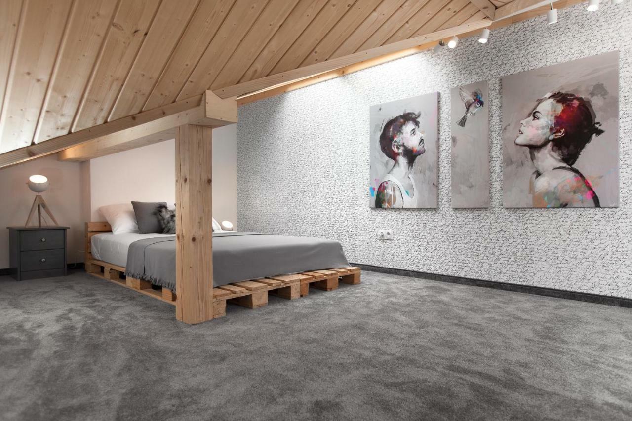 Miod Malvina Apartment *